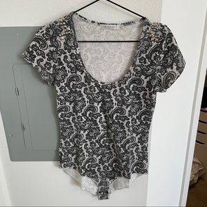 MINKPINK black and white lace bodysuit M